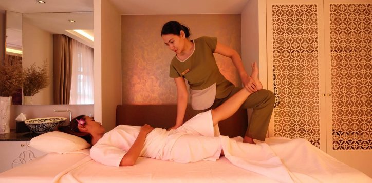 traditional-thai-massage-benefits-techniques-02-2